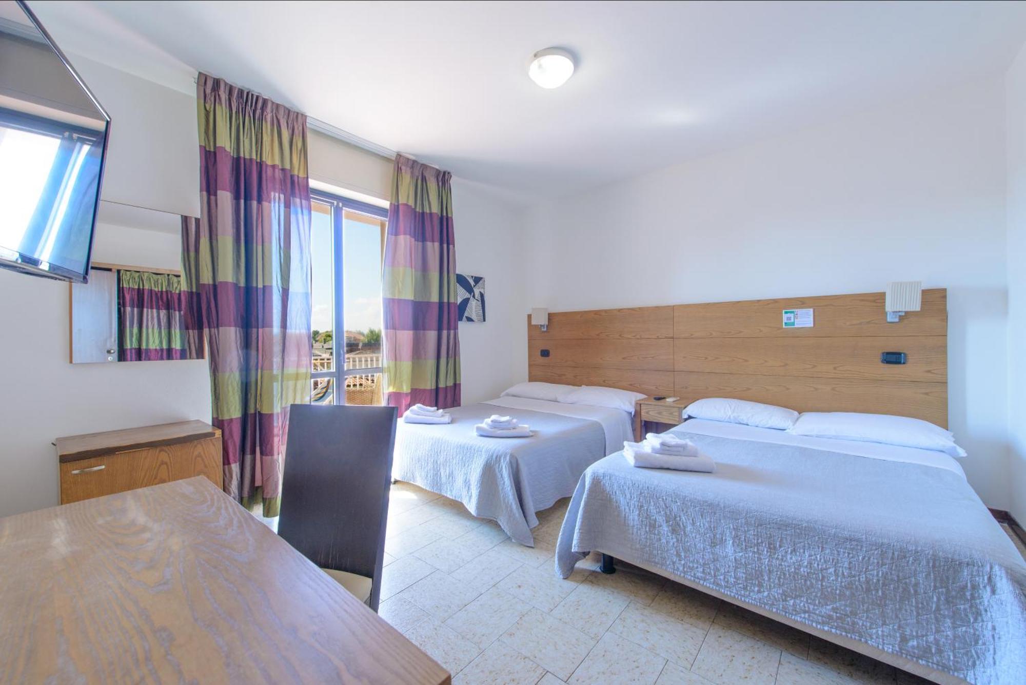 Hotel Avana Mare Ріміні Екстер'єр фото